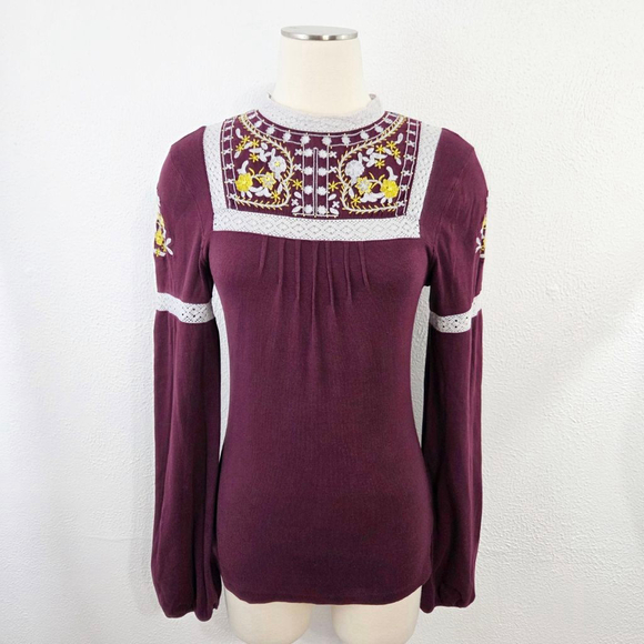Free People Cozy on Up embroidered peasant top berry wine red purple women large - Picture 3 of 9